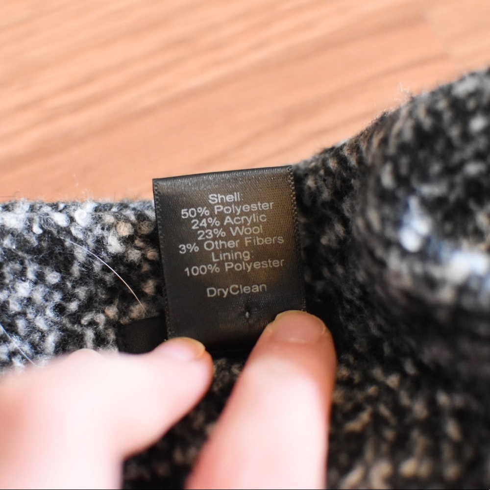 Ann Taylor Tweed Jacket- Size 6 - Picture 3 of 4